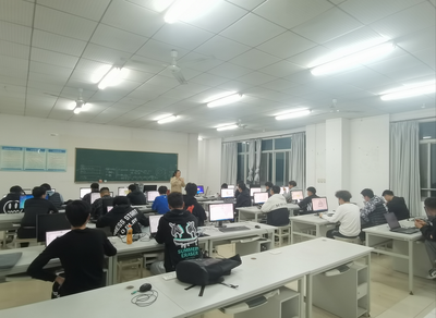 成圖大賽培訓助力學生成長，高等教育培訓展現新活力